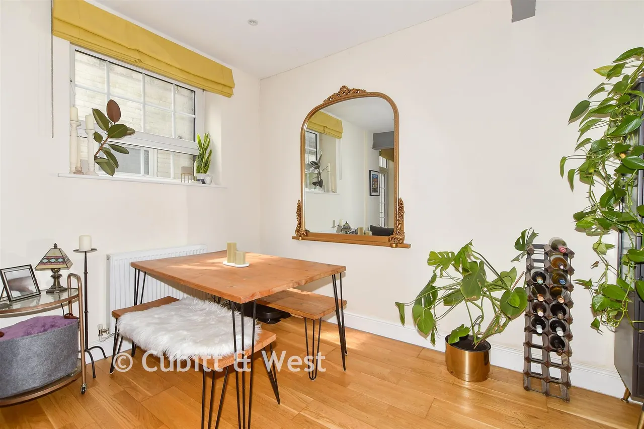 Boltro Road, Haywards Heath, RH16, photo 4