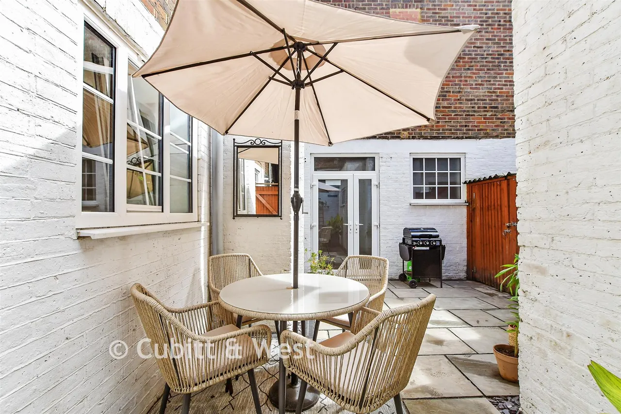 Boltro Road, Haywards Heath, RH16, photo 12