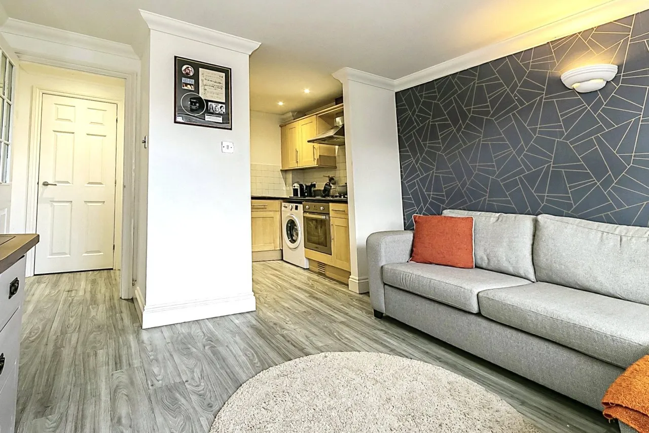 Charminster Road, Charminster, BH8, photo 7