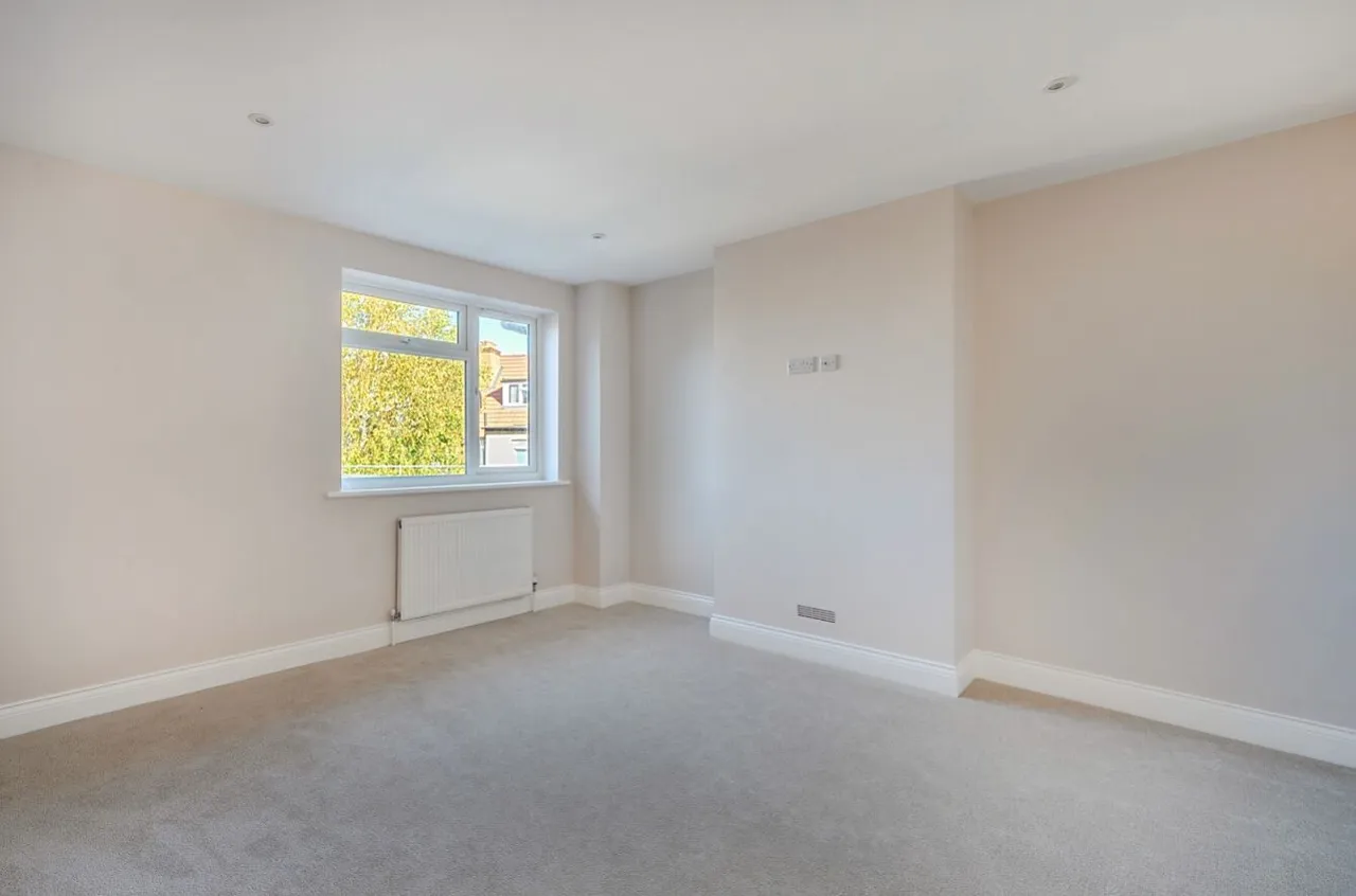 Priory Road, Cheam, SM3, photo 10