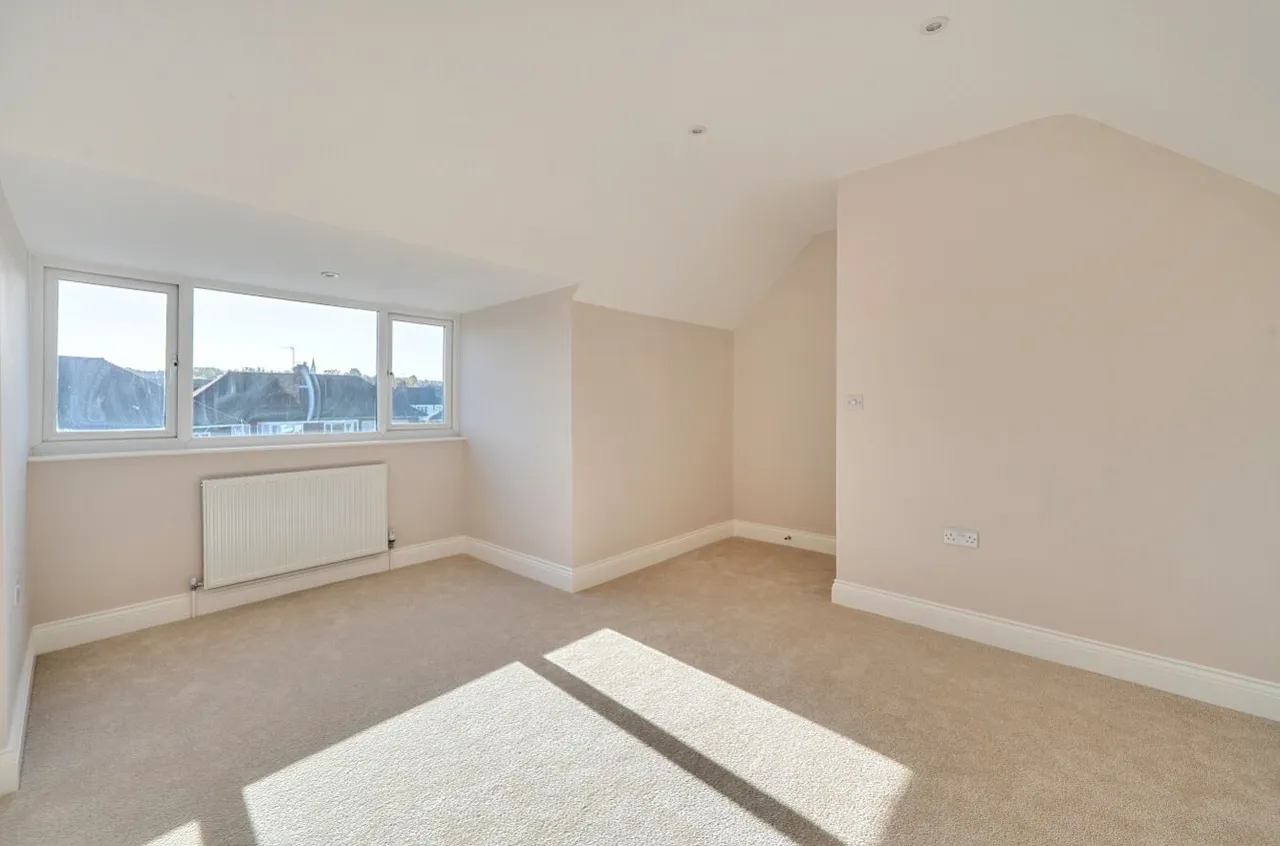 Priory Road, Cheam, SM3, photo 7