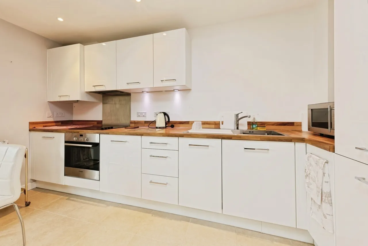 Westwood Drive, Canterbury, Kent, CT2, photo 6