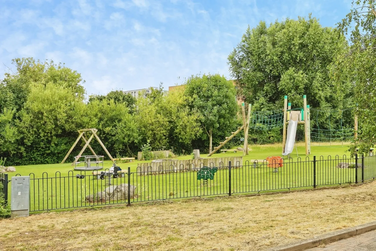 Westwood Drive, Canterbury, Kent, CT2, photo 18