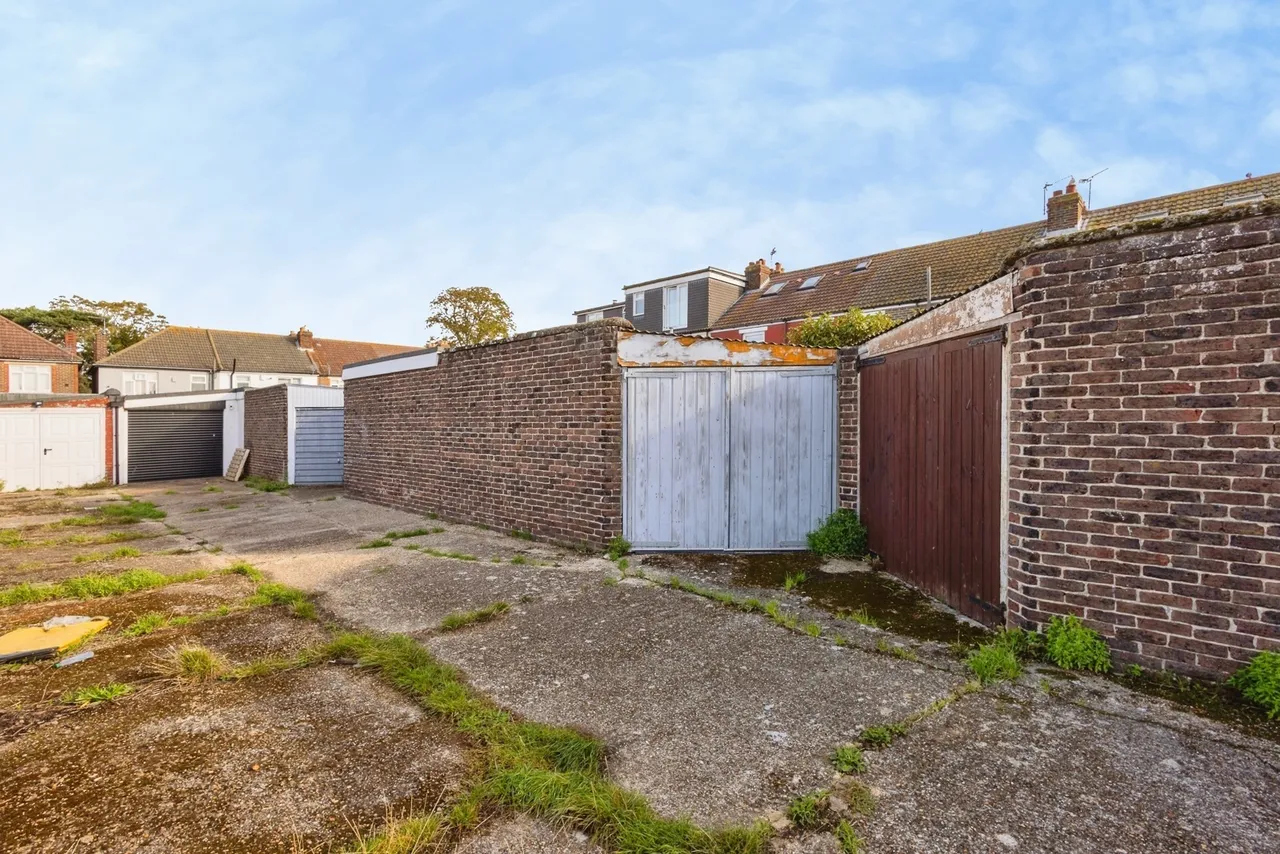 Chelmsford Road, Portsmouth, PO2, photo 3