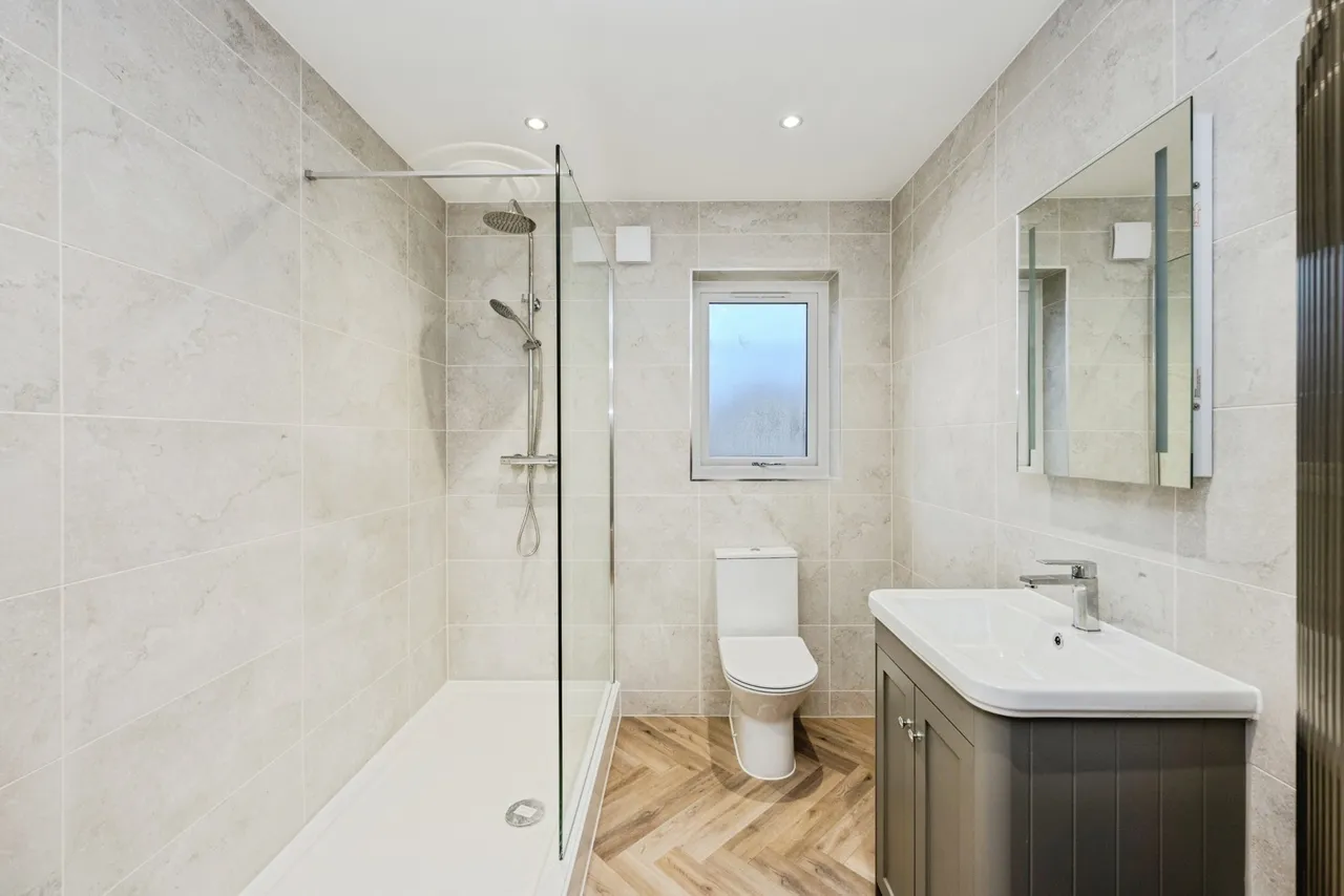 Cwrt Cwmdulais, Seven Sisters, SA10, photo 8