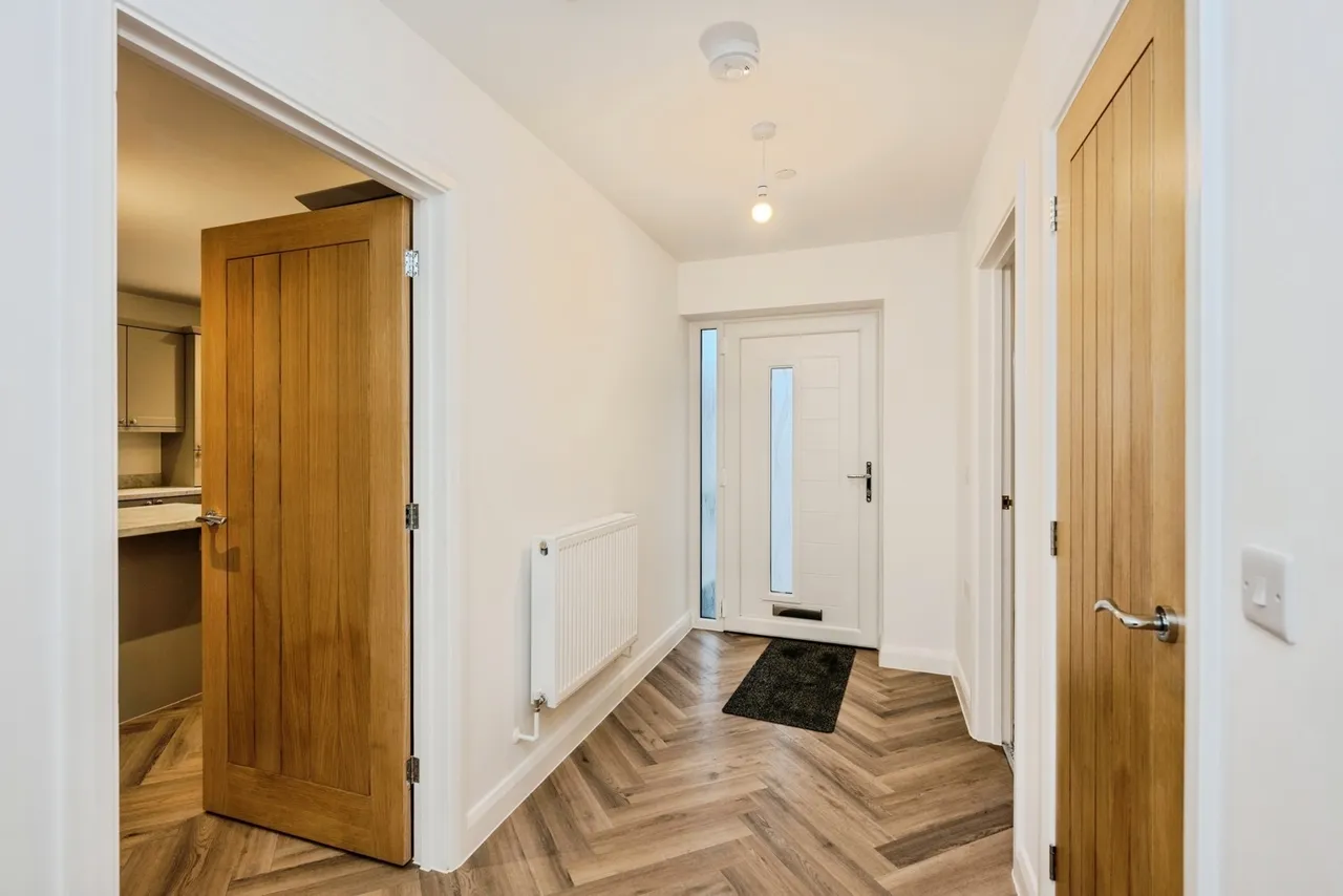 Cwrt Cwmdulais, Seven Sisters, SA10, photo 6
