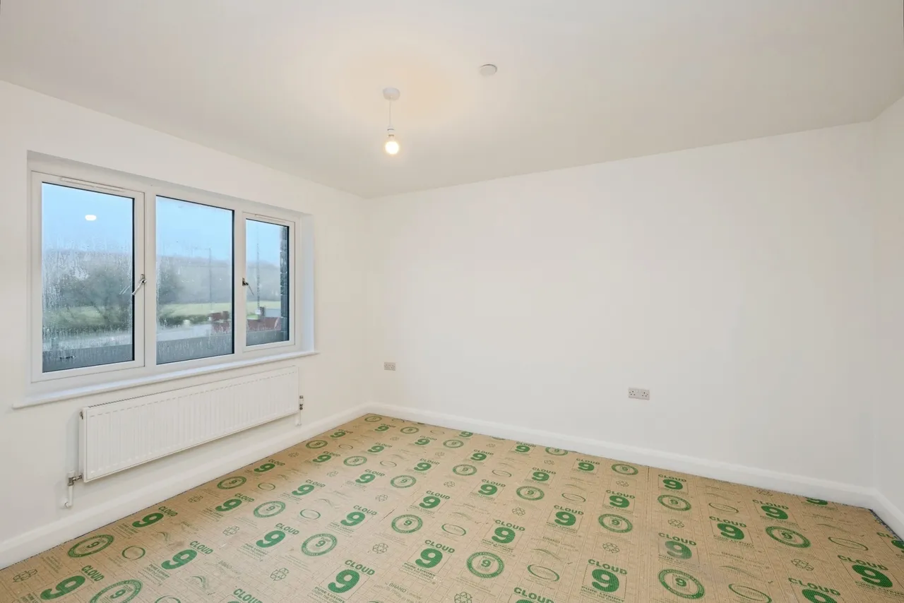 Cwrt Cwmdulais, Seven Sisters, SA10, photo 9