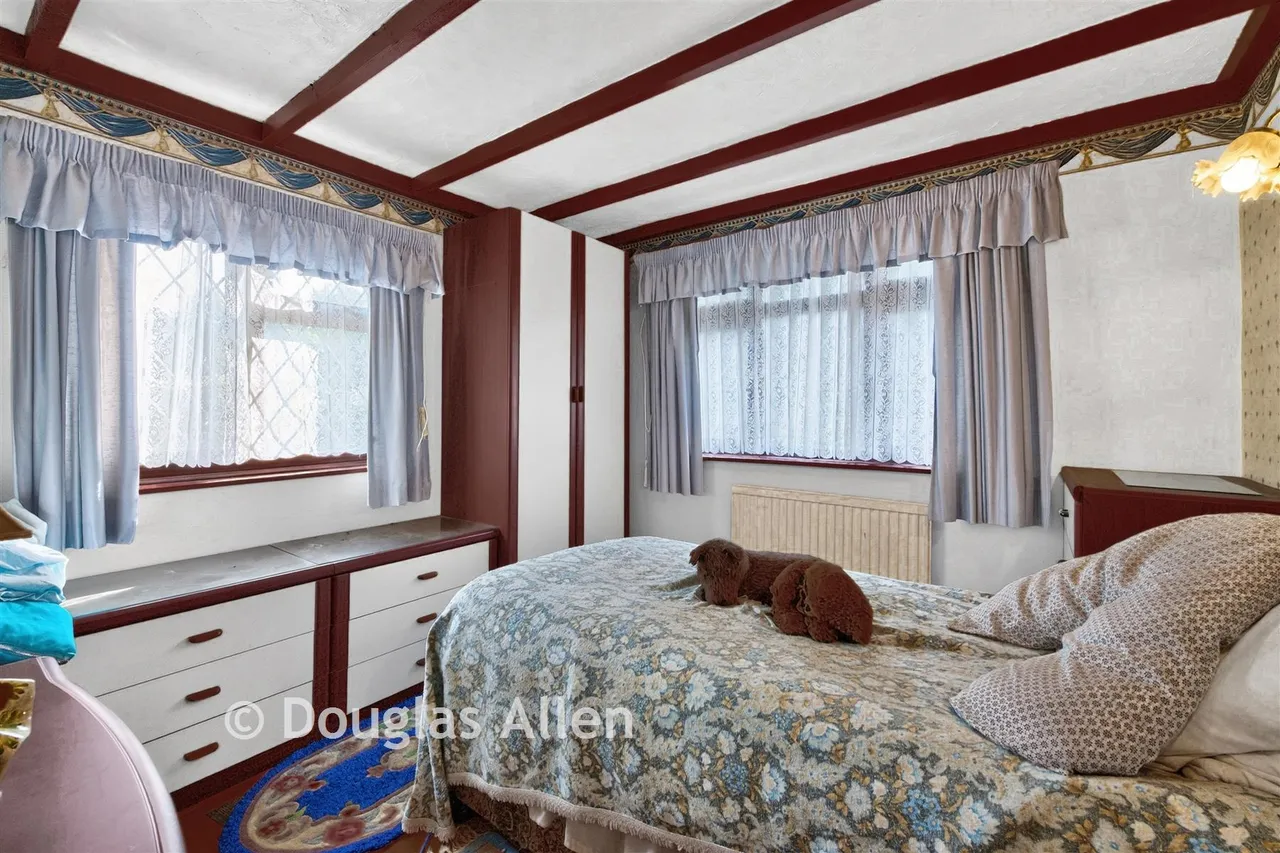 Sugden Avenue, Wickford, SS12, photo 15