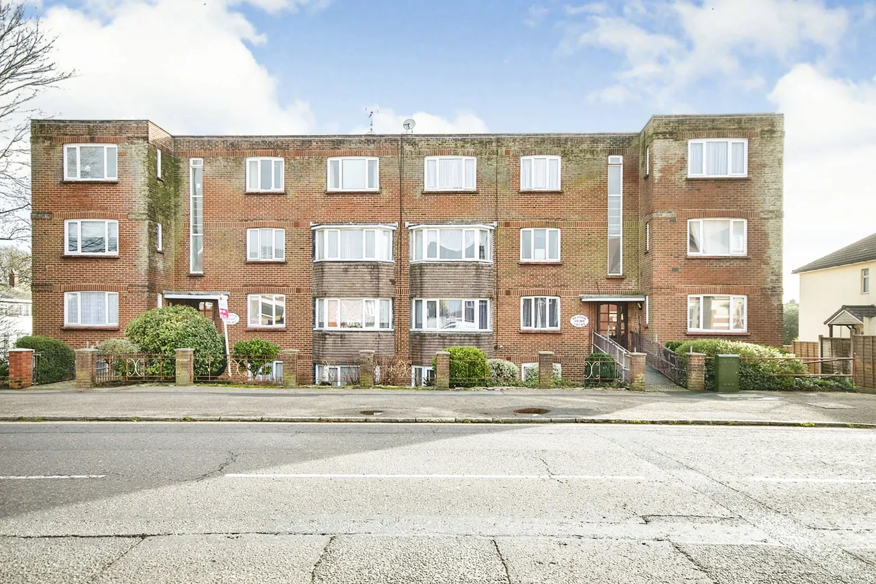 Wimborne Road, Bournemouth, BH9, photo 13
