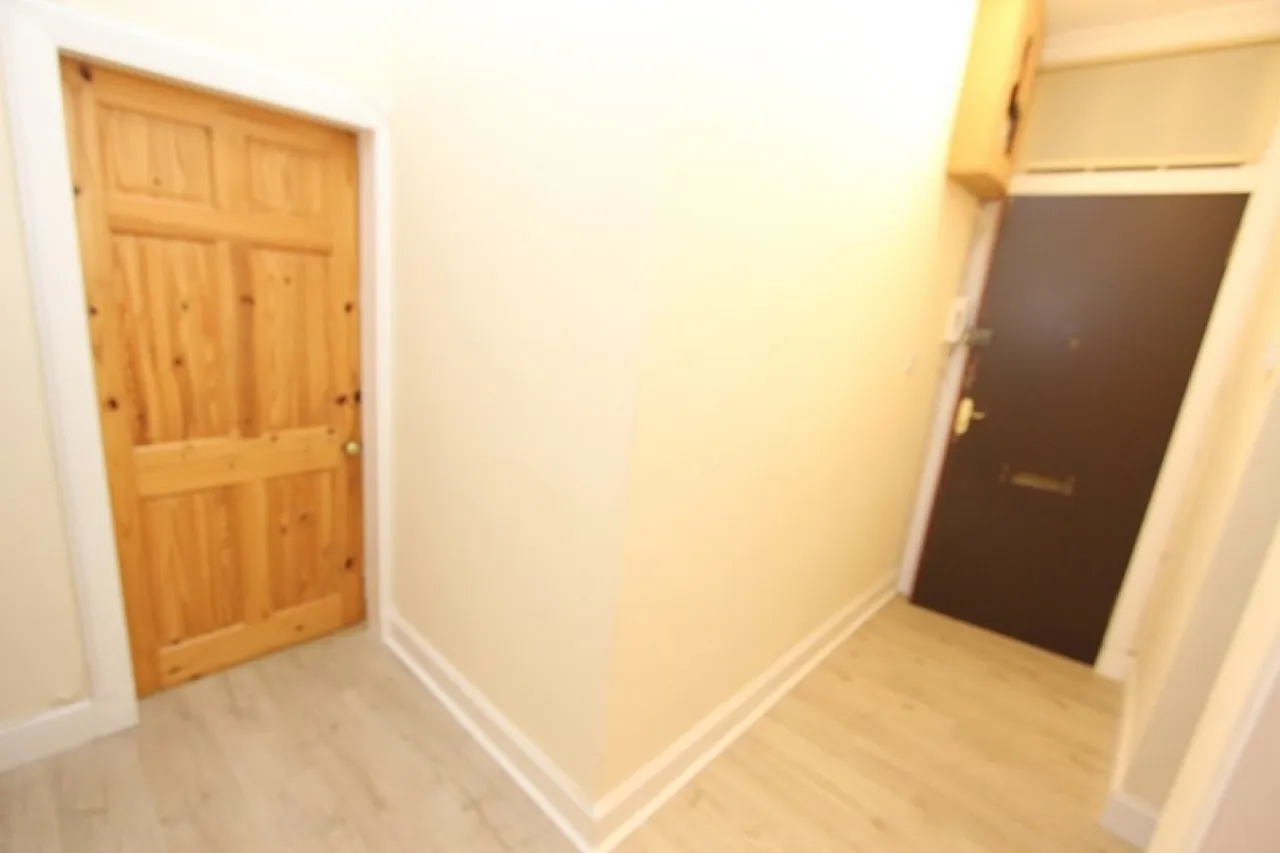 Newlands Road, G44, photo 2