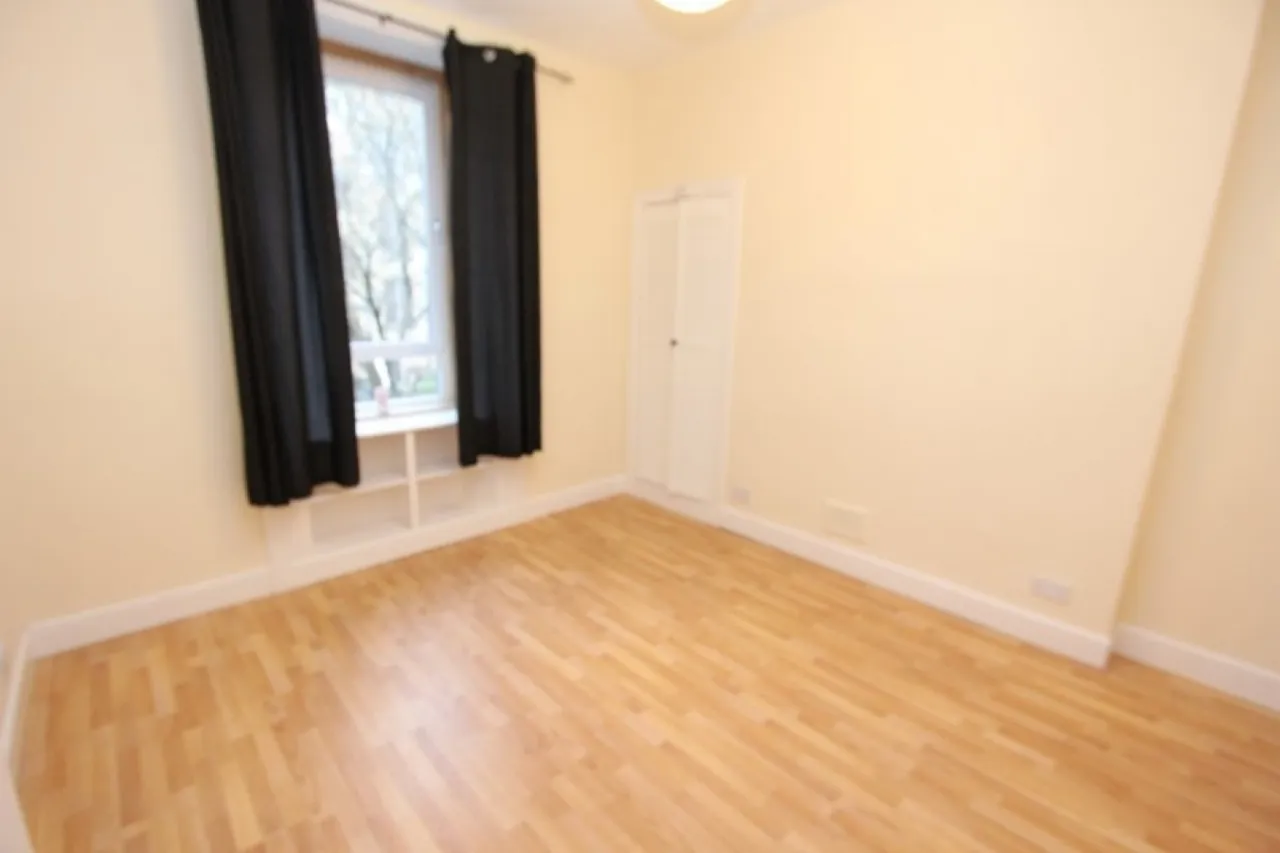 Newlands Road, G44, photo 6