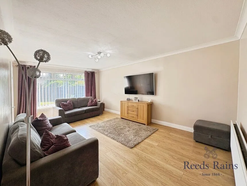 Chadderton Drive, Newcastle upon Tyne, Tyne and Wear, NE5, photo 2