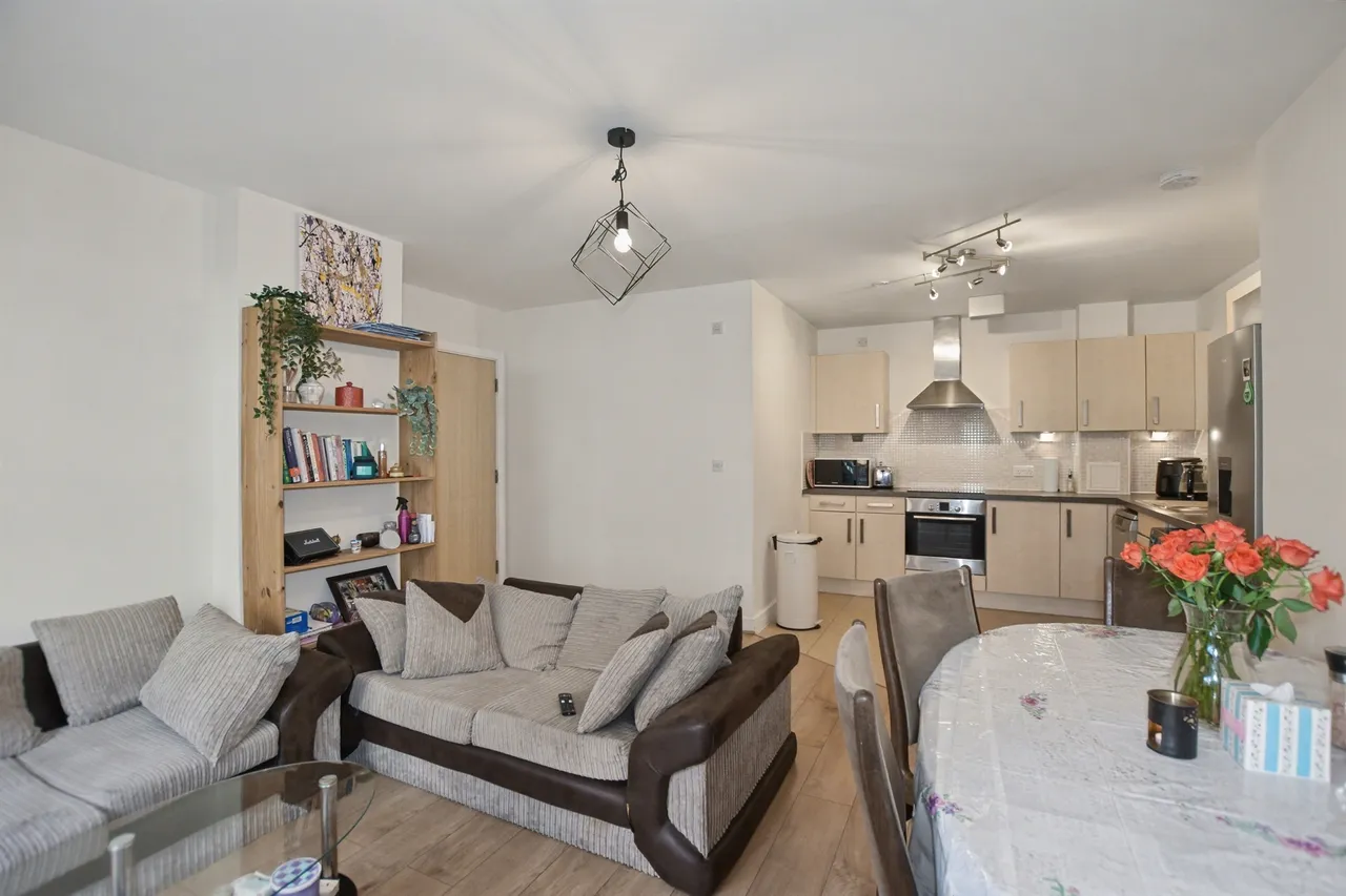 Oakwood Close, London, photo 4