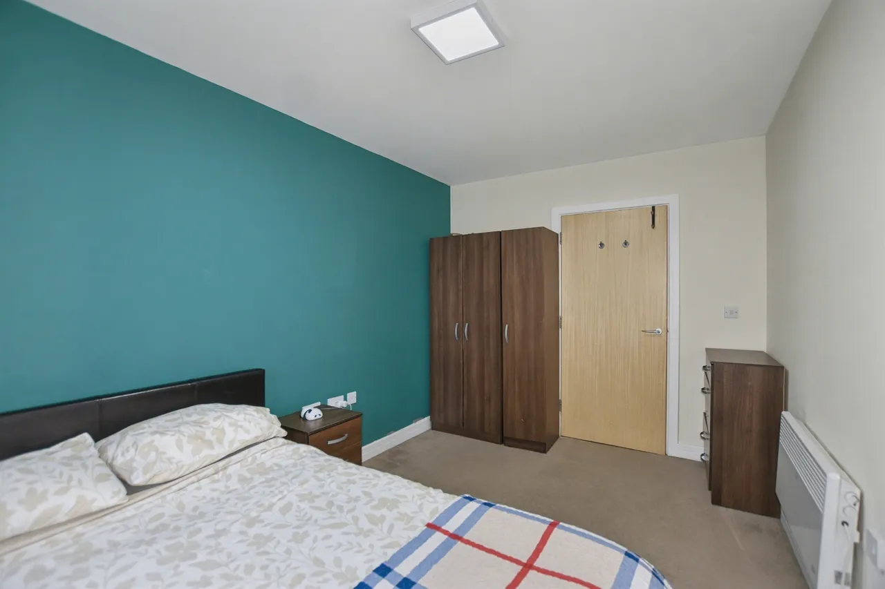 Oakwood Close, London, photo 10