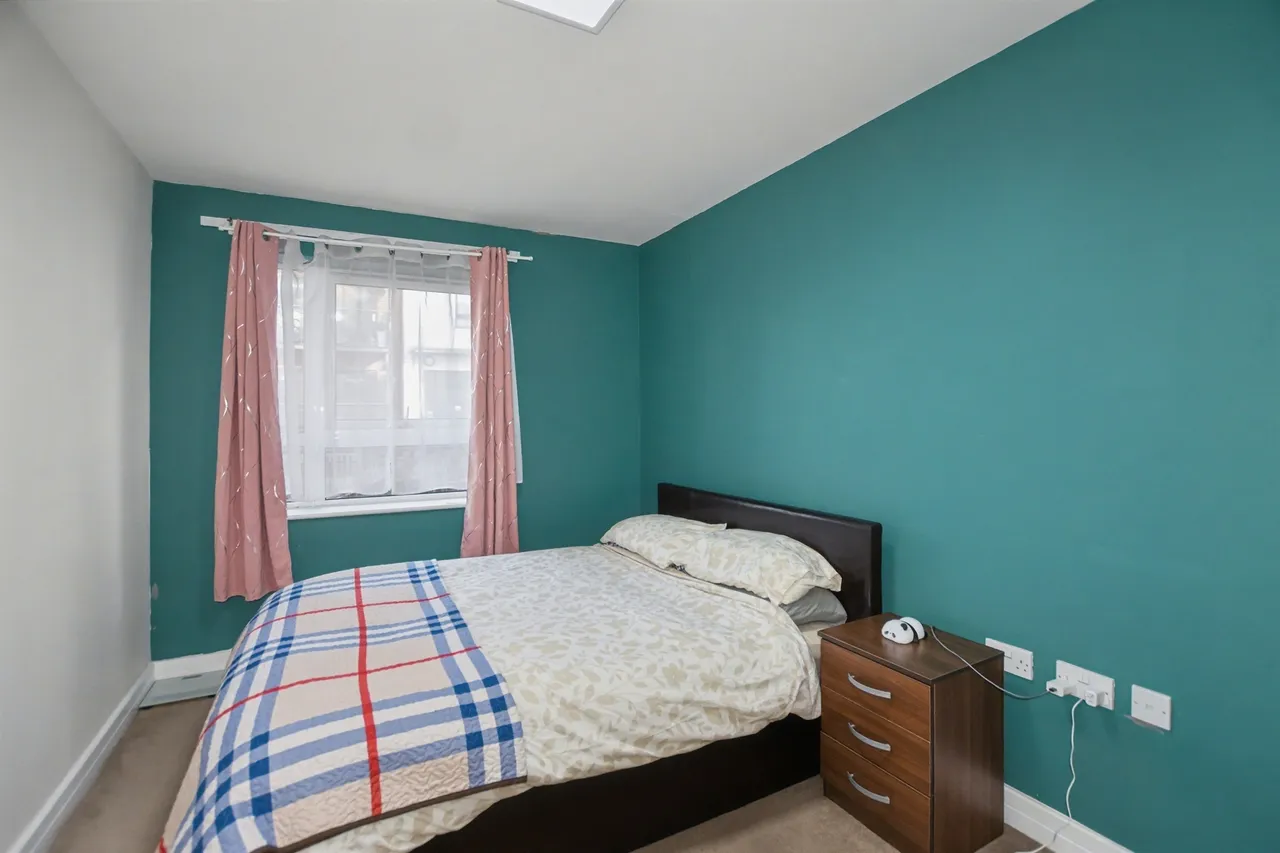 Oakwood Close, London, photo 11