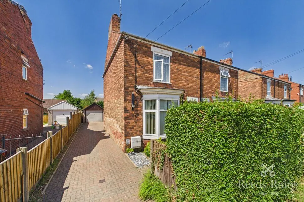 2 bed house for sale, Shireoaks Common, Shireoaks, S81