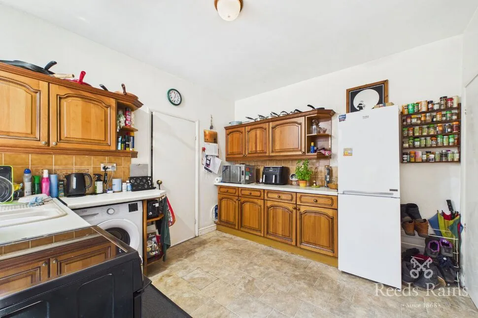 Shireoaks Common, Shireoaks, S81, photo 5