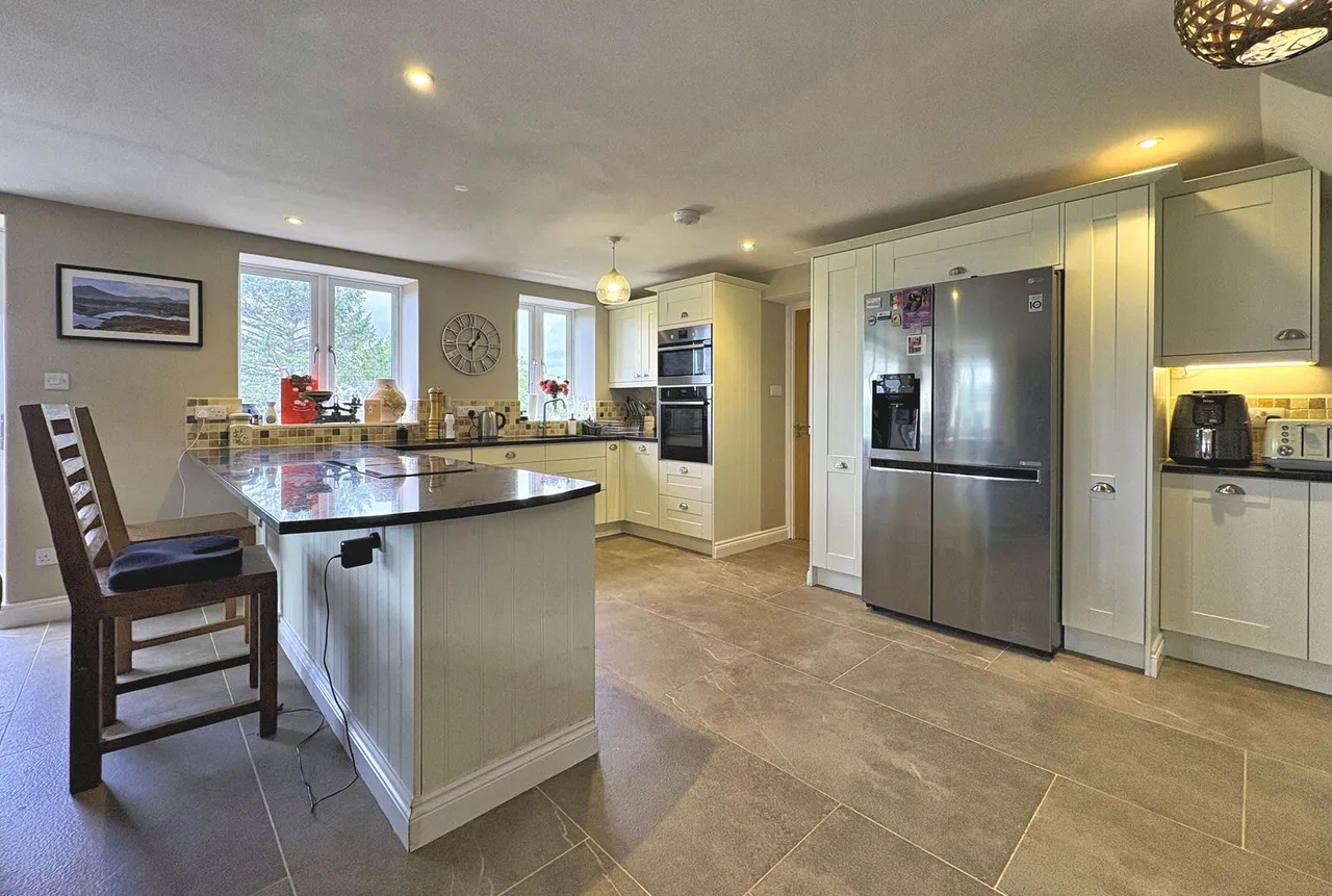 Highfield, Lydart, photo 9