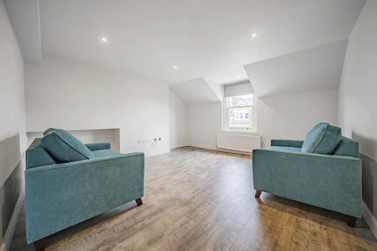 1 bed flat to rent, Gladstone Road, Wimbledon, SW19
