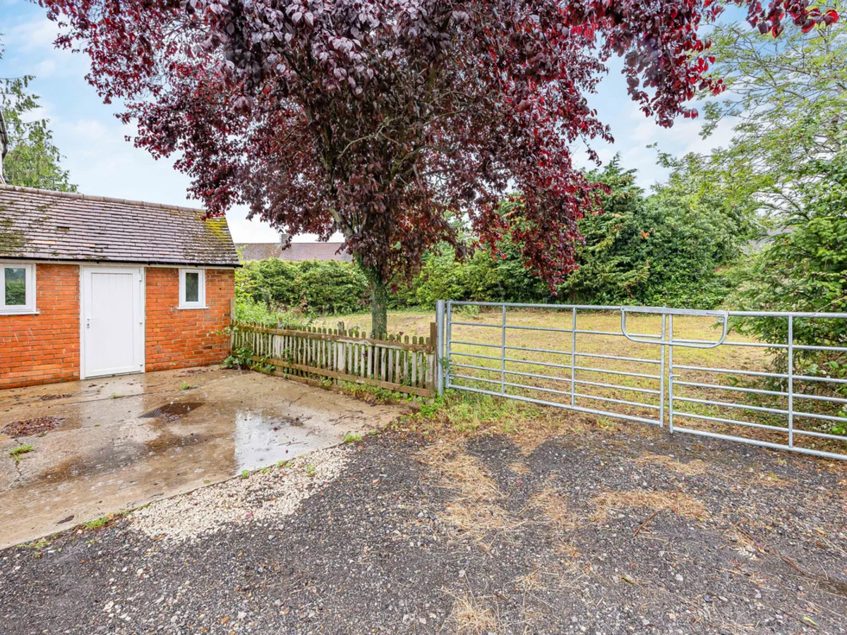 Blakes Road, Wargrave, RG10, photo 13