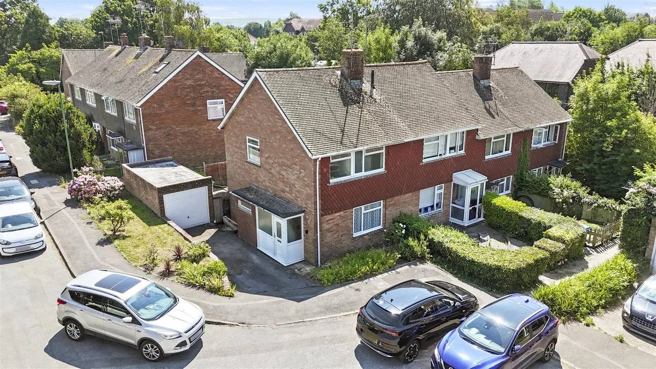 3 bed house for sale — Breach Close, Steyning