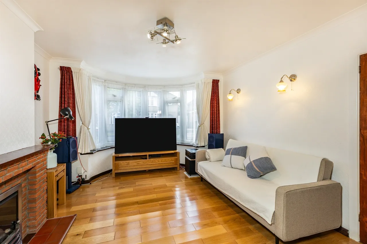 Milton Road, Earley, Reading, photo 6
