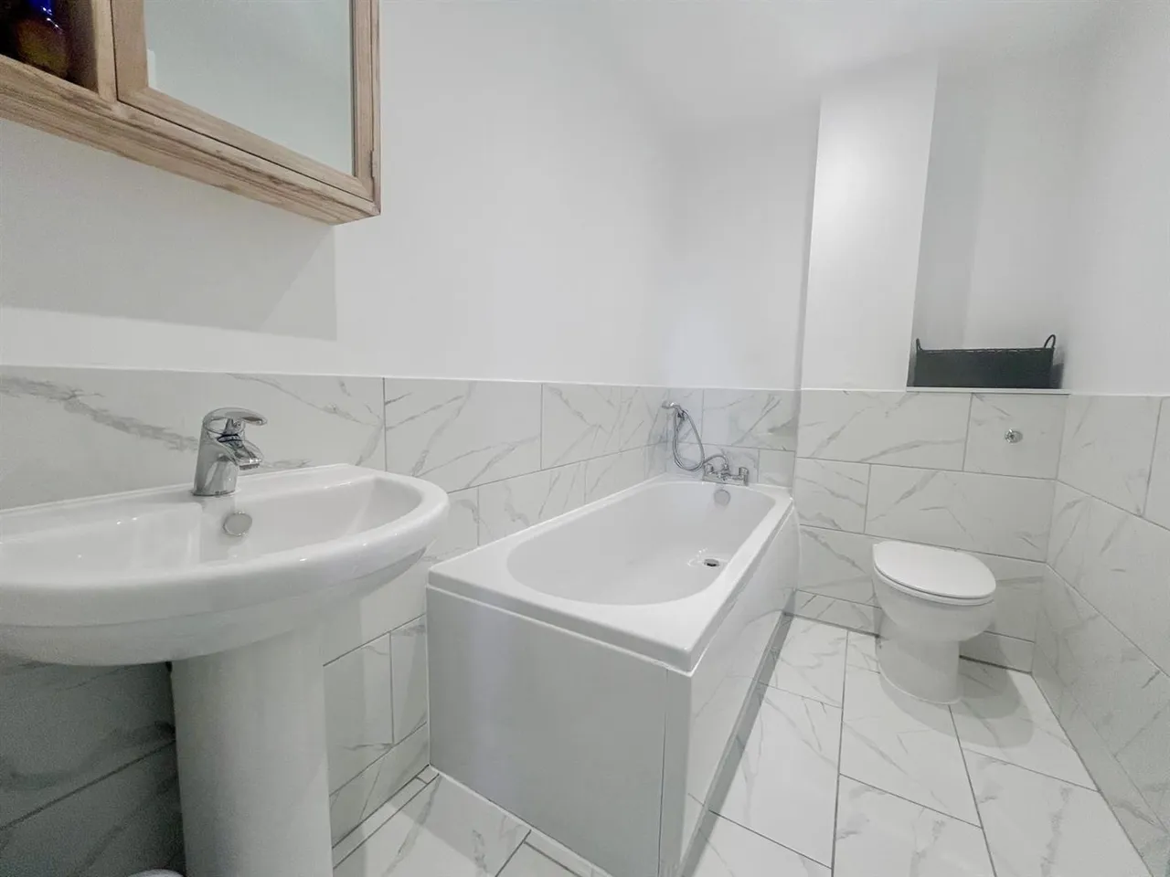 The Mews, Bexhill-On-Sea, TN40 2GL, photo 11