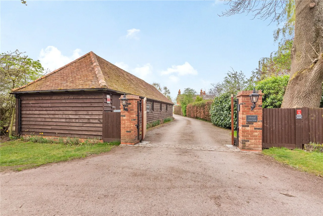 Row Lane, Dunsden, RG4, photo 37