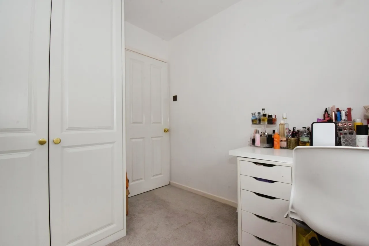 Hawthorn Avenue, Leicester, LE4, photo 12