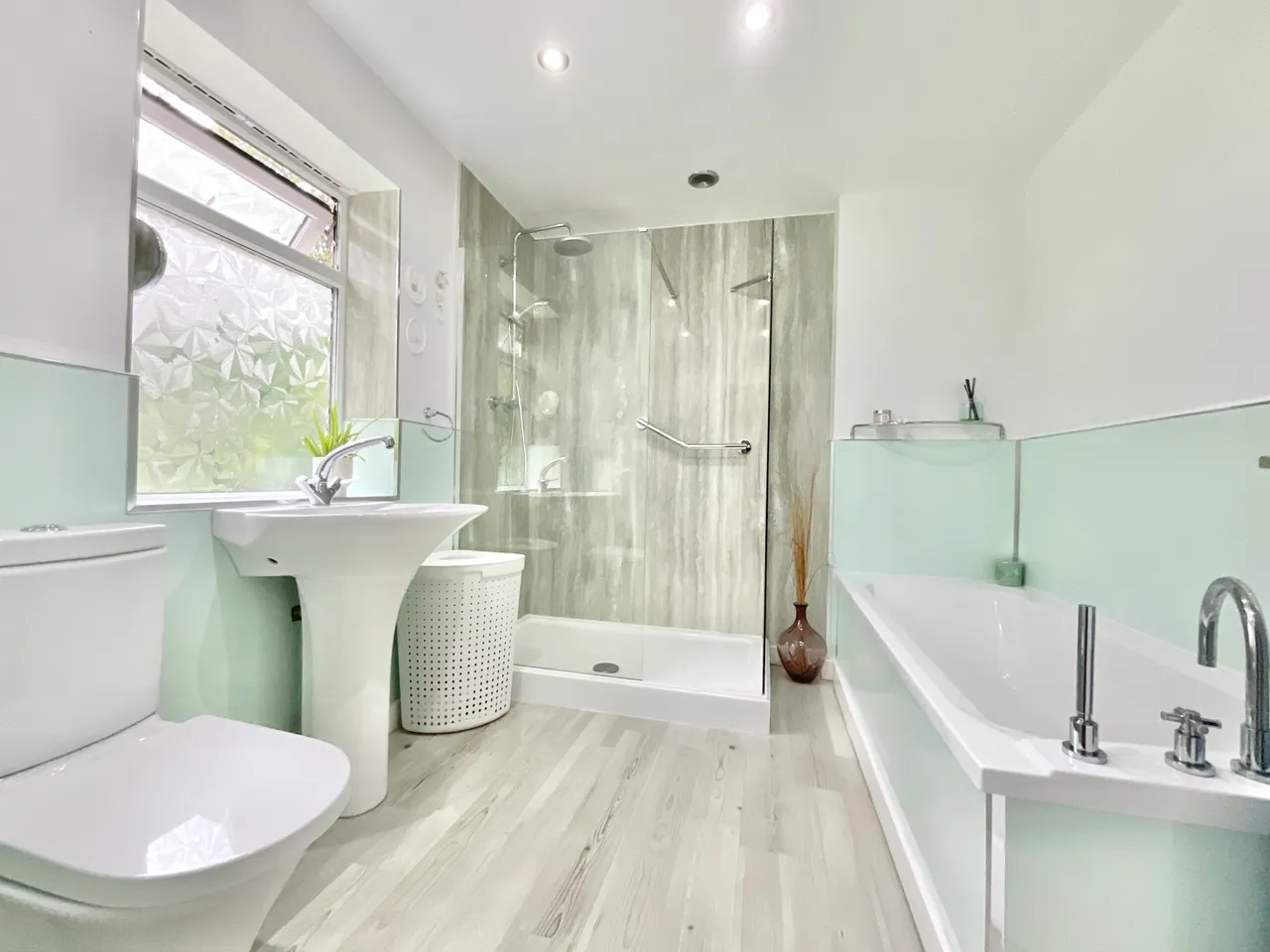 Derwent Drive, Loggerheads, TF9, photo 18