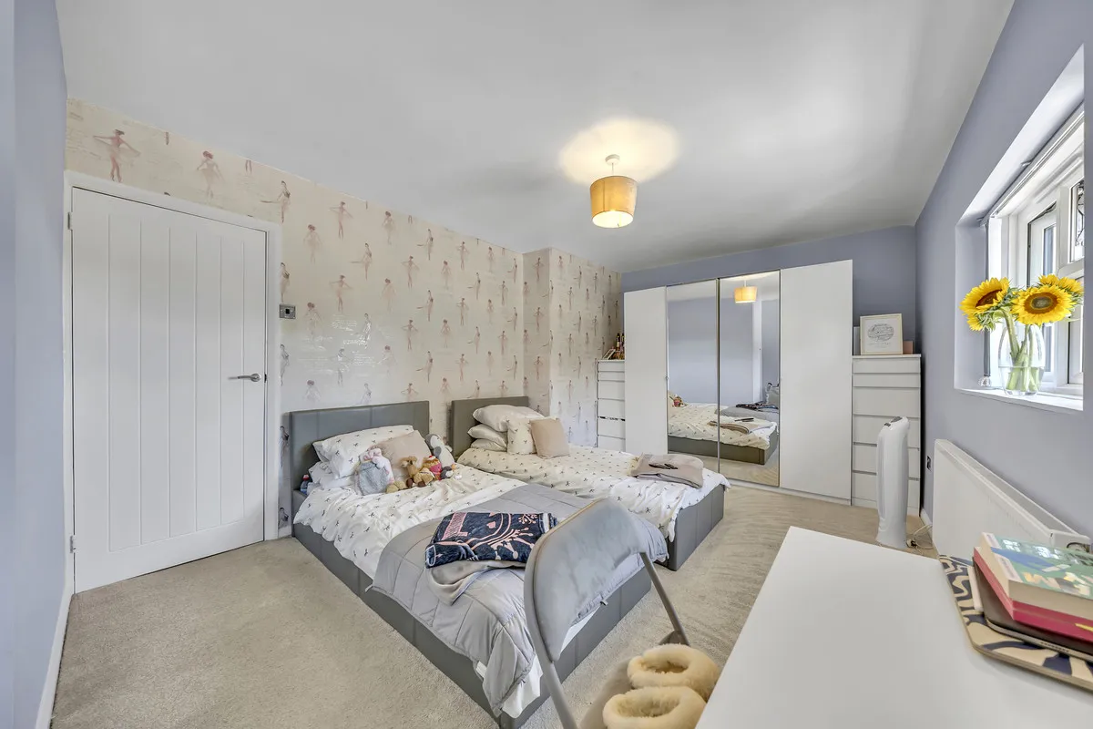 Paines Brook Way, Romford, RM3 9JP, photo 12