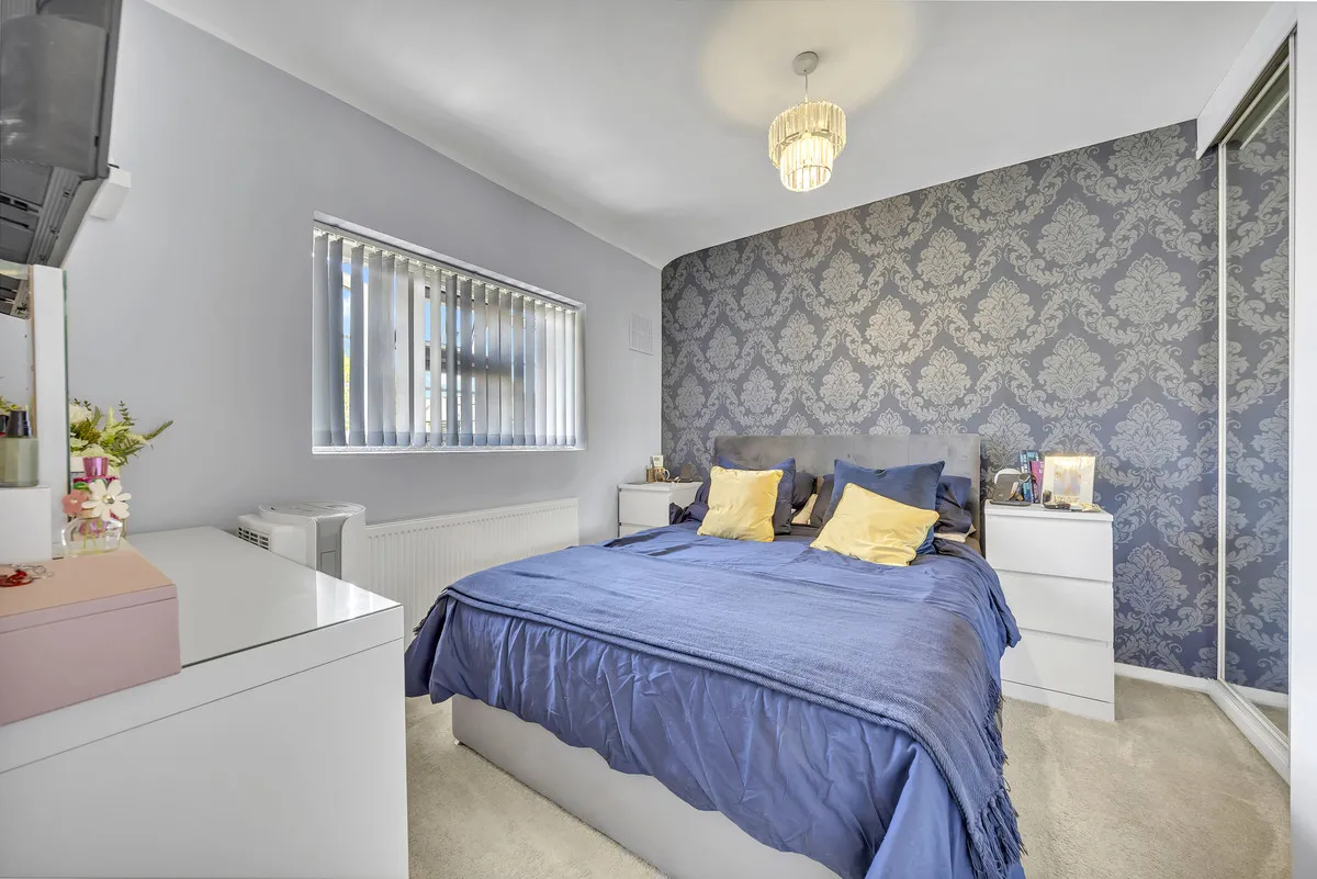 Paines Brook Way, Romford, RM3 9JP, photo 11