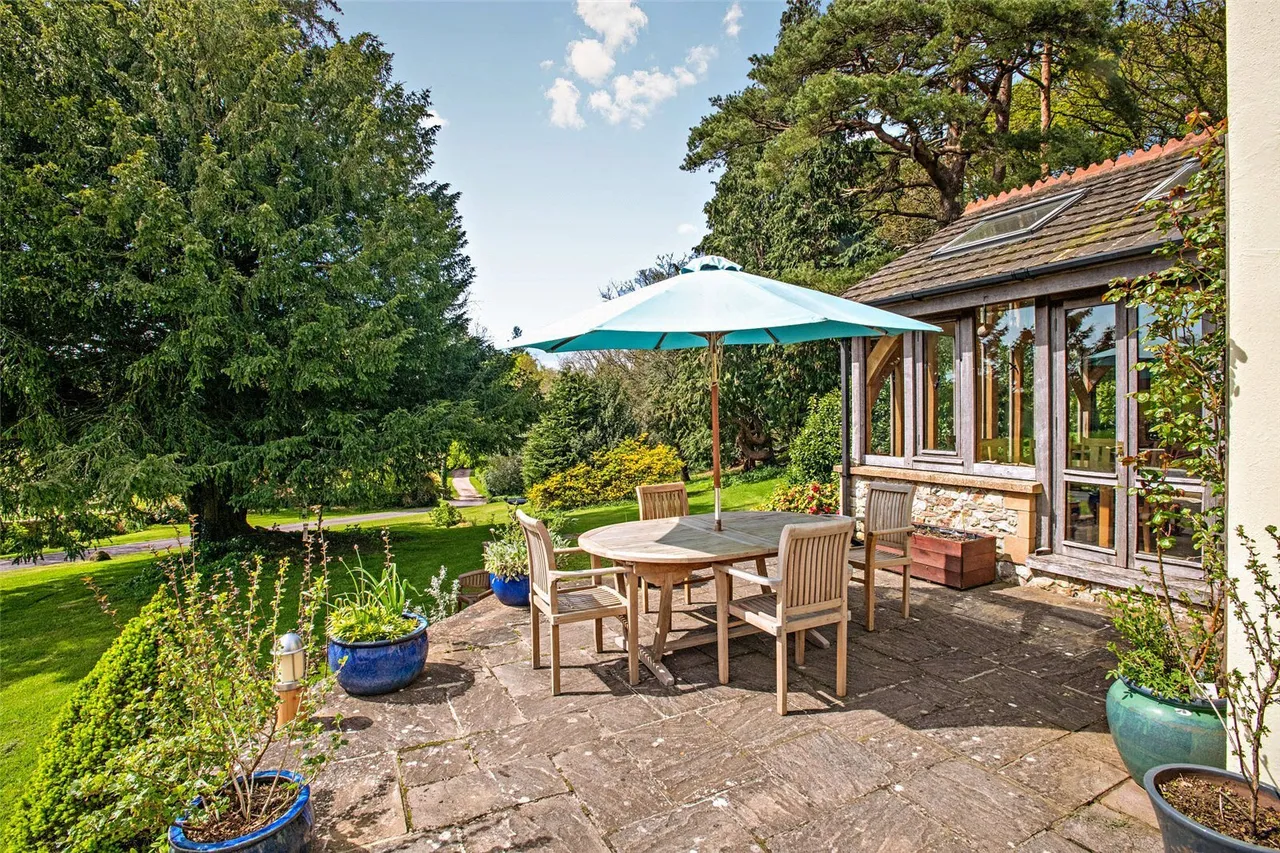 Combe St. Nicholas, Chard, TA20, photo 17