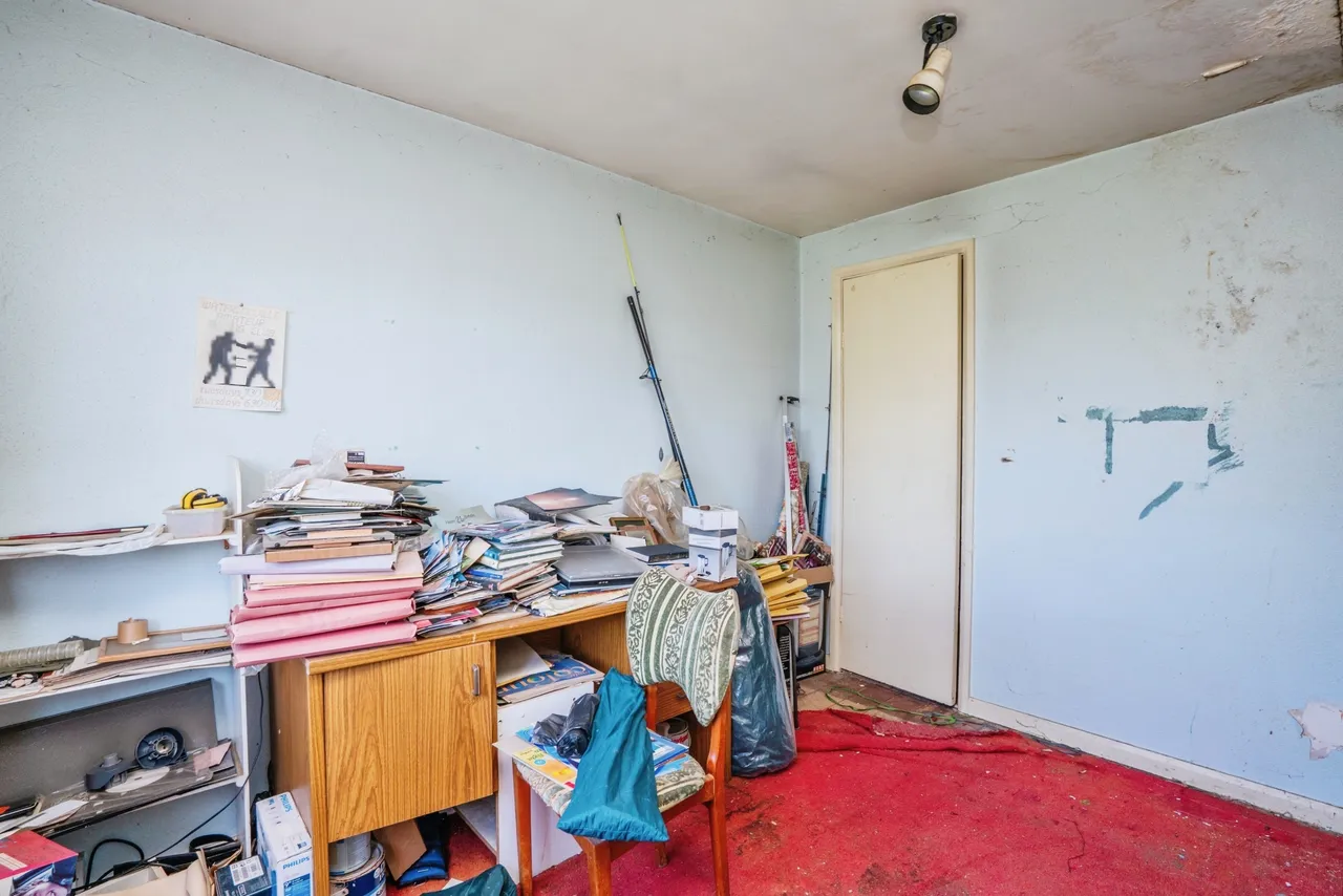 Stakes Hill Road, Waterlooville, PO7, photo 17