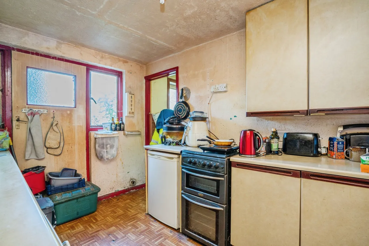 Stakes Hill Road, Waterlooville, PO7, photo 9