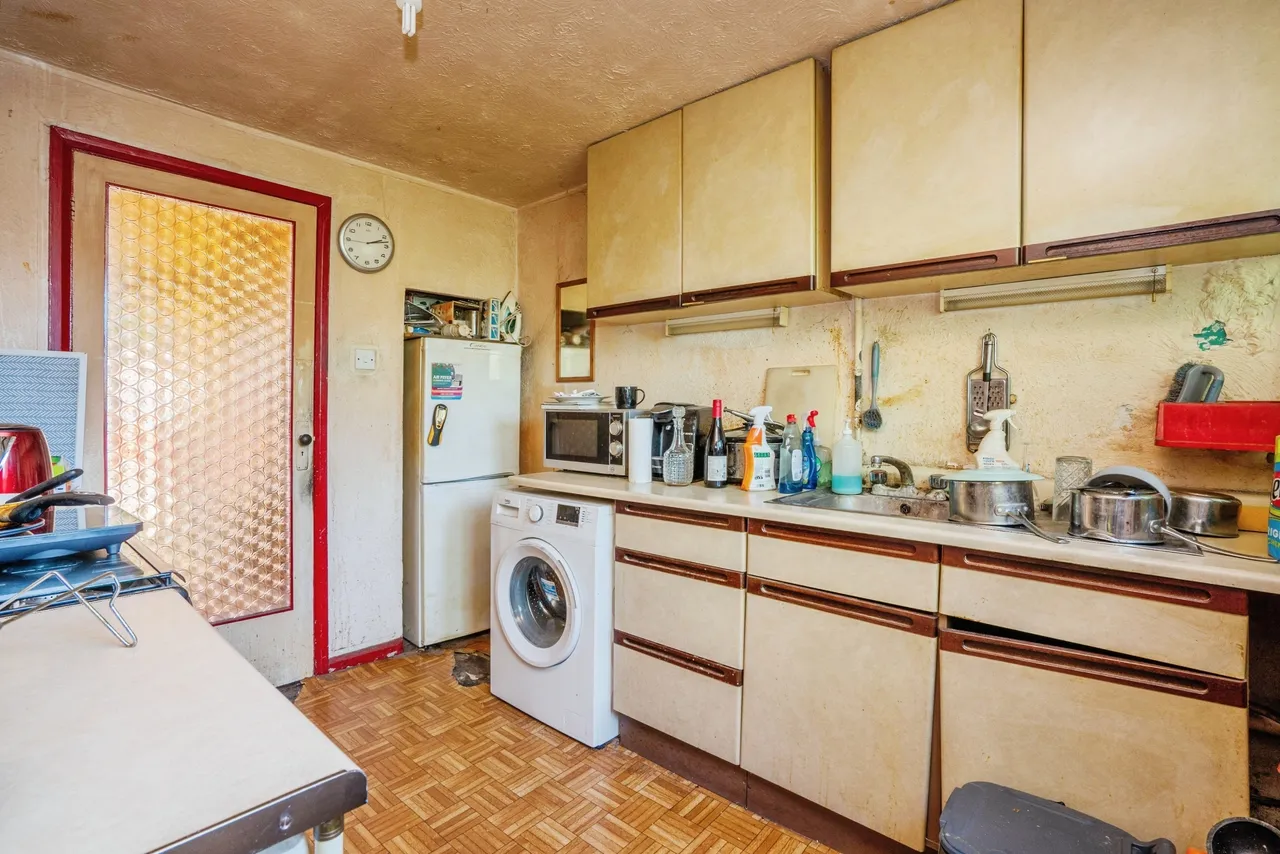 Stakes Hill Road, Waterlooville, PO7, photo 10