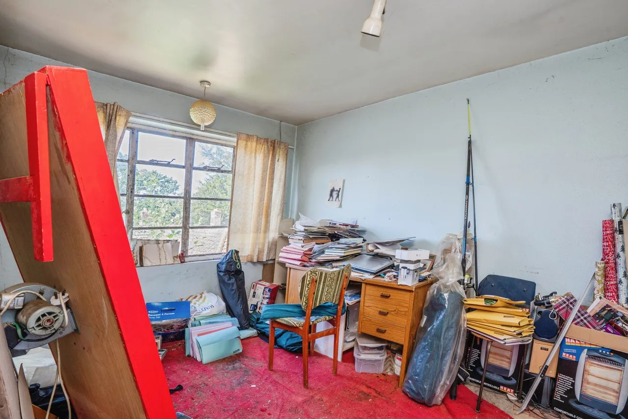 Stakes Hill Road, Waterlooville, PO7, photo 13