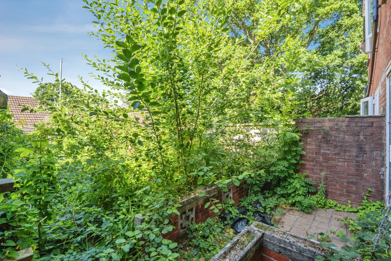 Stakes Hill Road, Waterlooville, PO7, photo 20