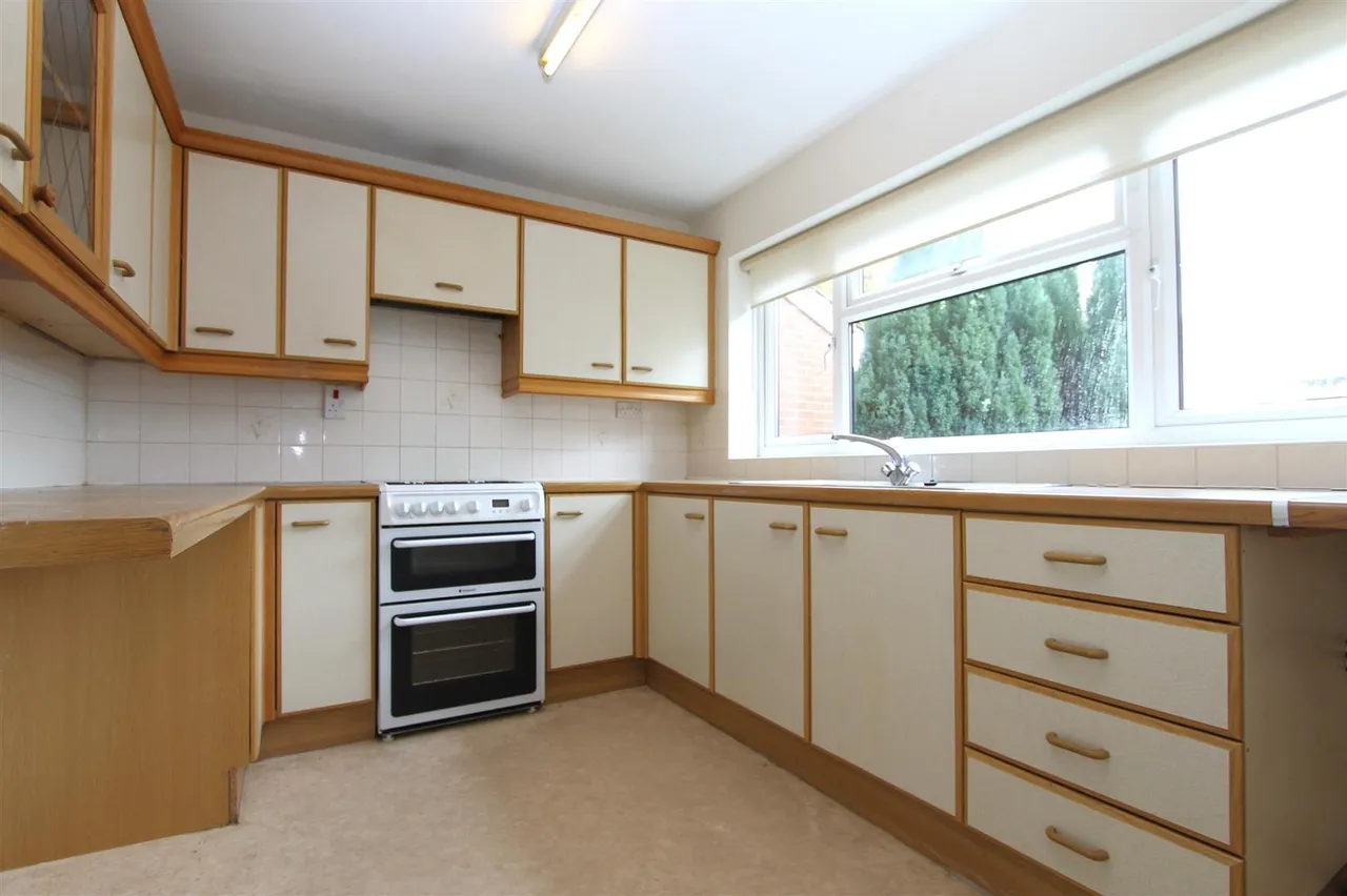 Linden Avenue, Kidderminster, photo 2