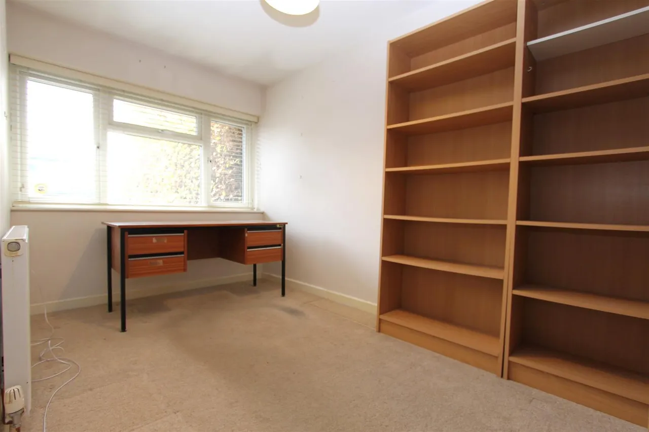 Linden Avenue, Kidderminster, photo 17