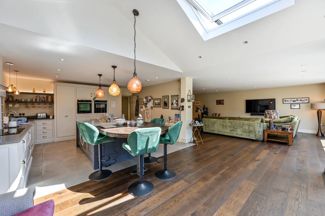 3 Cleveland Gardens, Worcester Park, photo 5