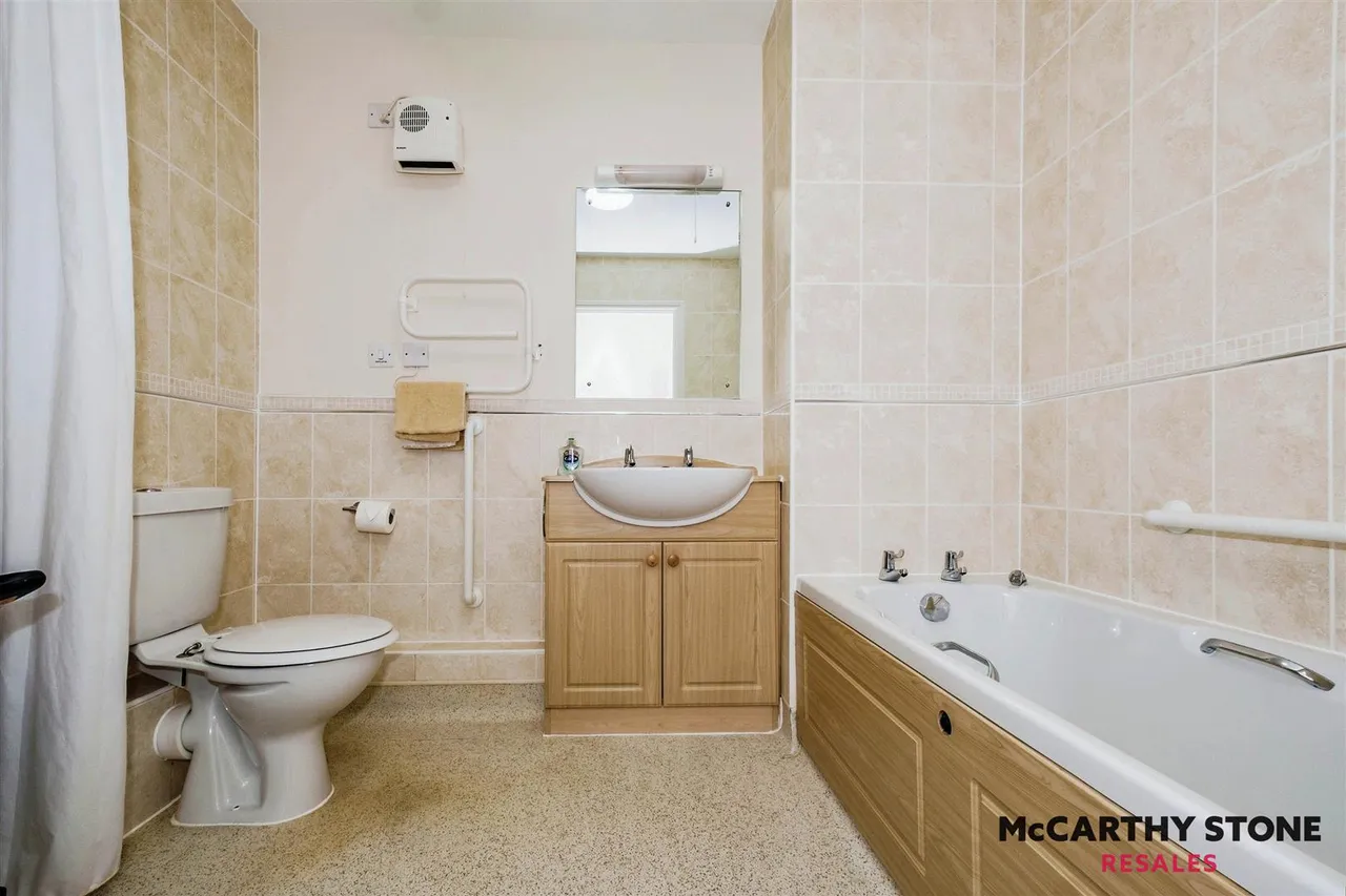 Union Place, Worthing, BN11, photo 9