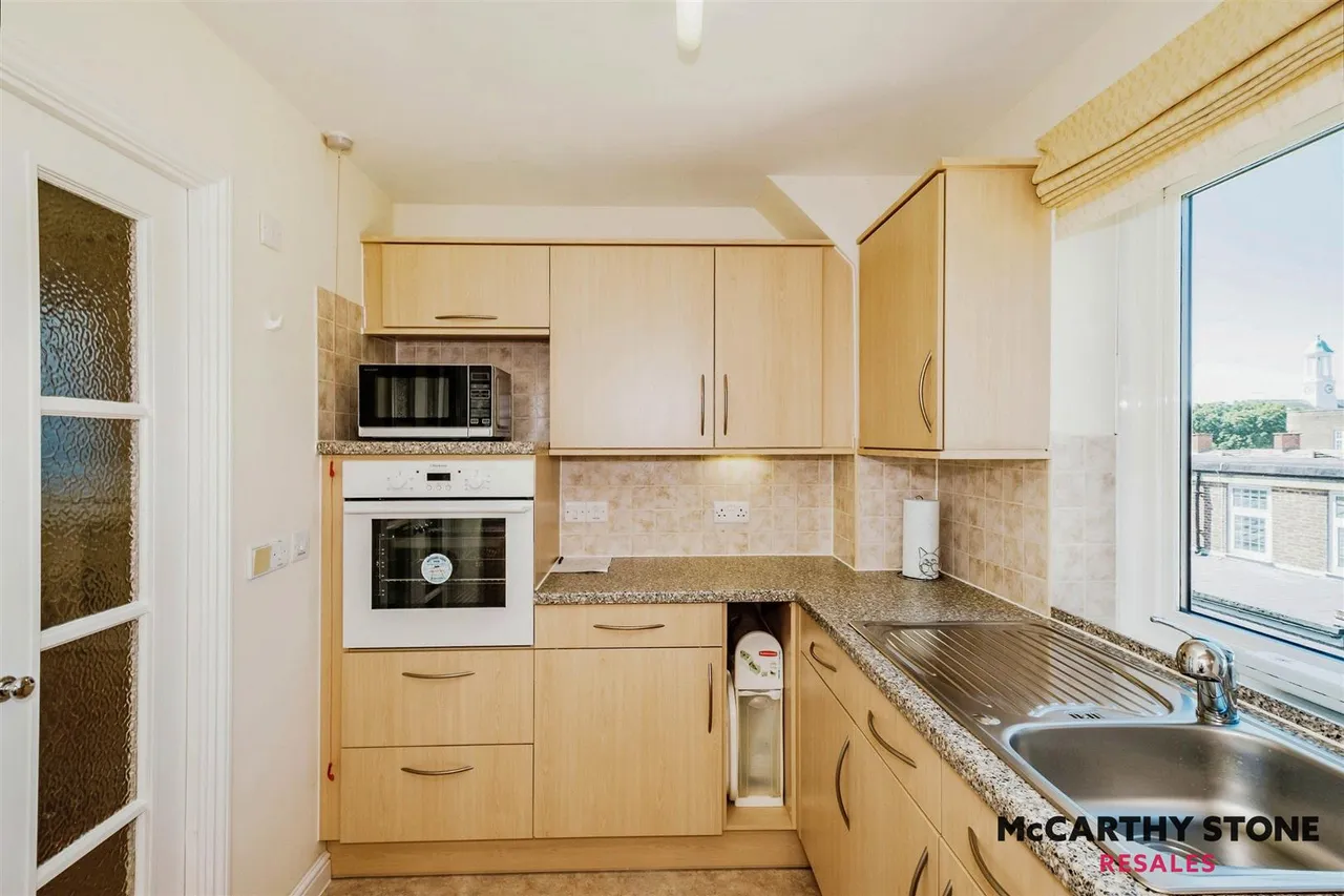 Union Place, Worthing, BN11, photo 6
