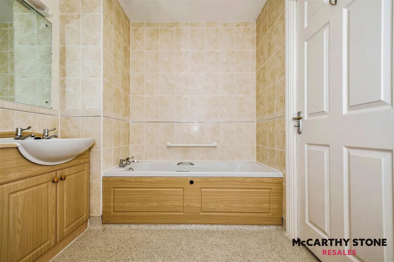 Union Place, Worthing, BN11, photo 10
