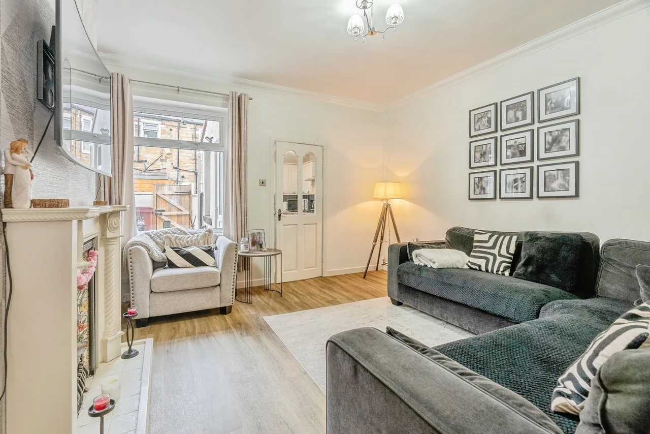 Olympia Street, Brunshaw, Burnley, Lancashire, BB10, photo 2