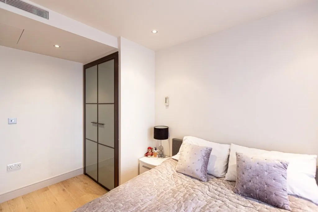 Townmead Road, Imperial Wharf, SW6, photo 14