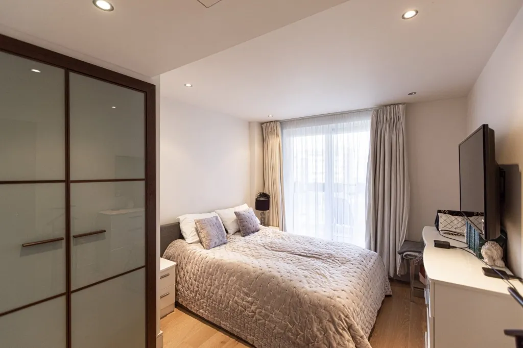 Townmead Road, Imperial Wharf, SW6, photo 4