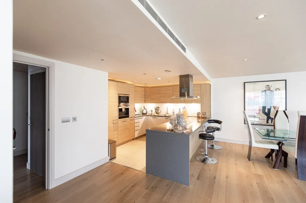 Townmead Road, Imperial Wharf, SW6, photo 12