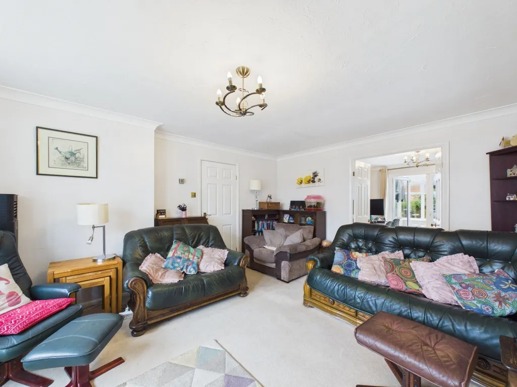 Measham Way, Lower Earley, RG6, photo 8