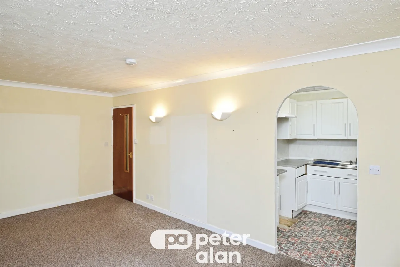 St. Helens Road, Swansea, SA1, photo 8
